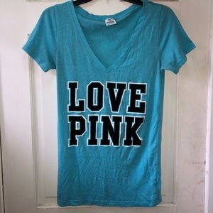 PINK V-Neck T-Shirt 🦋🤍